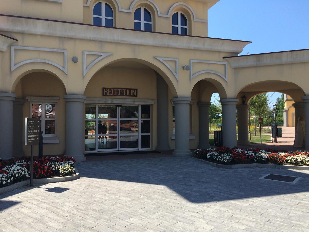Gardaland Adventure Hotel Castelnuovo del Garda Eksteriør billede